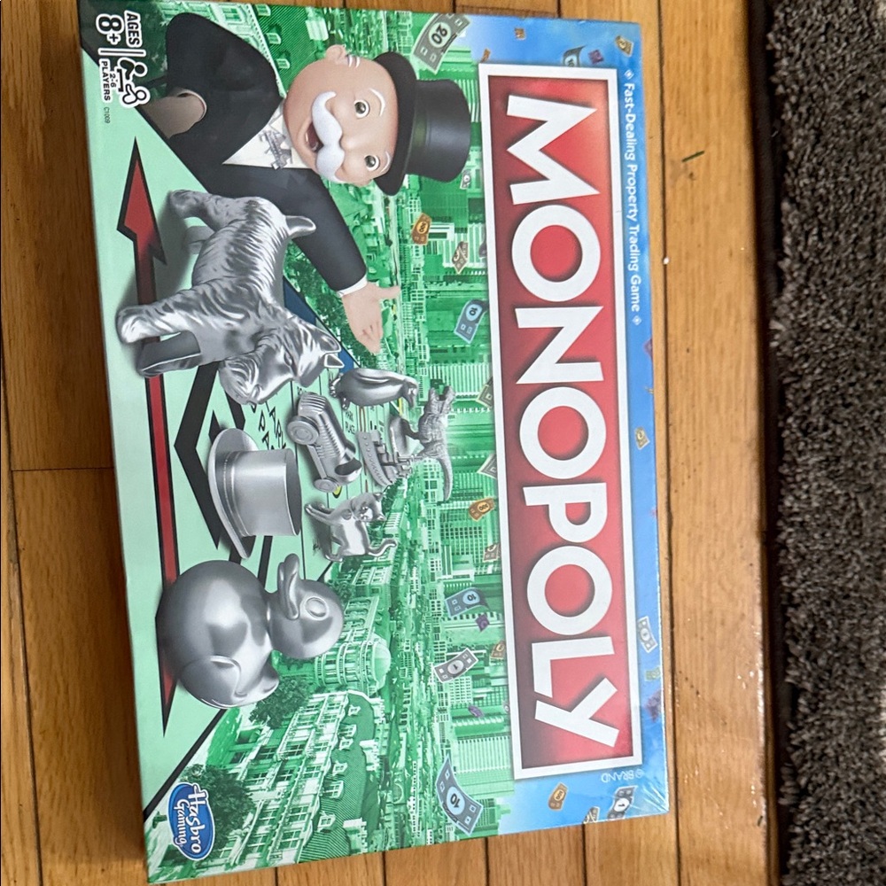 Hasbro Monopoly Board Game - Green Edition Brand New
